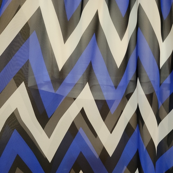 Xtaren semi formal One Shoulder Blue/White/Black Cheron Maxi Dress size S - Picture 2 of 6